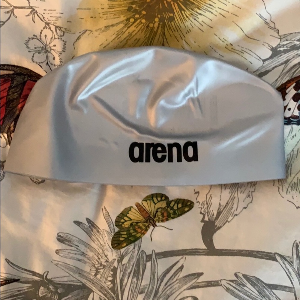 Arena Swim cap 🏊‍♀️ New!  Unisex